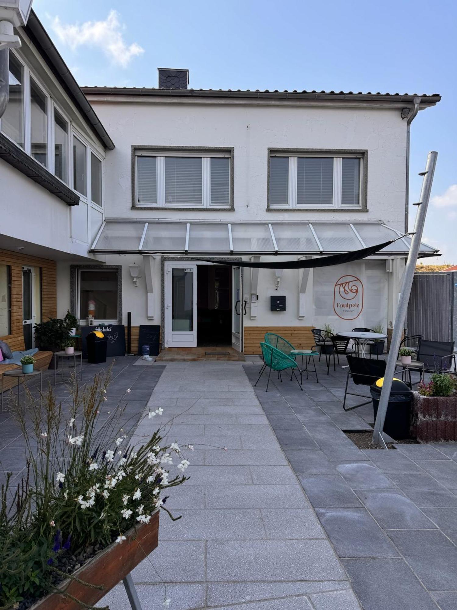 Pension Faulpelz - Doppelzimmer Mit Bad Niederorschel ภายนอก รูปภาพ